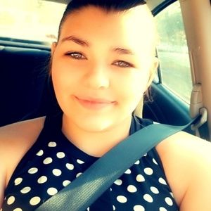 Meet your Posher, Lillian